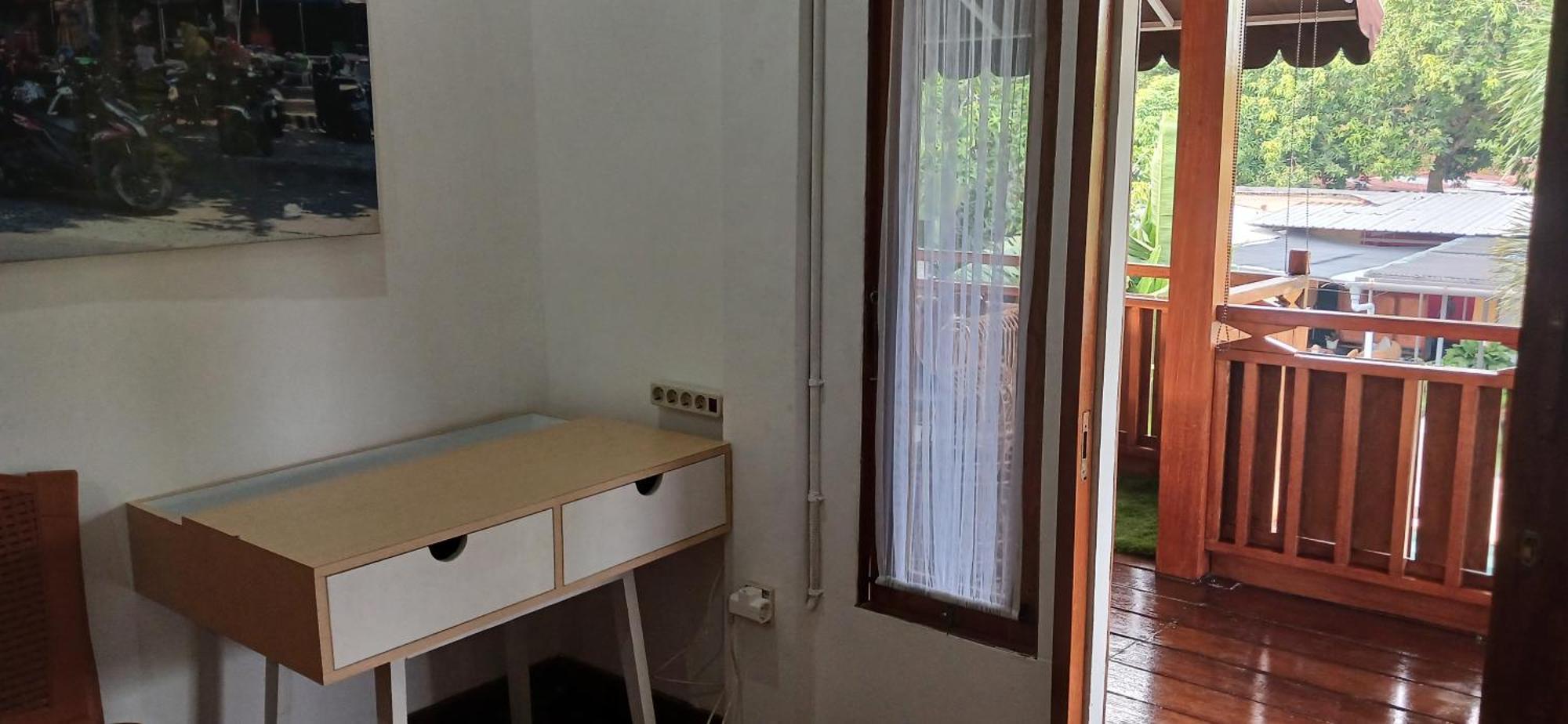 Dewi Sri Guesthouse Mataram Esterno foto