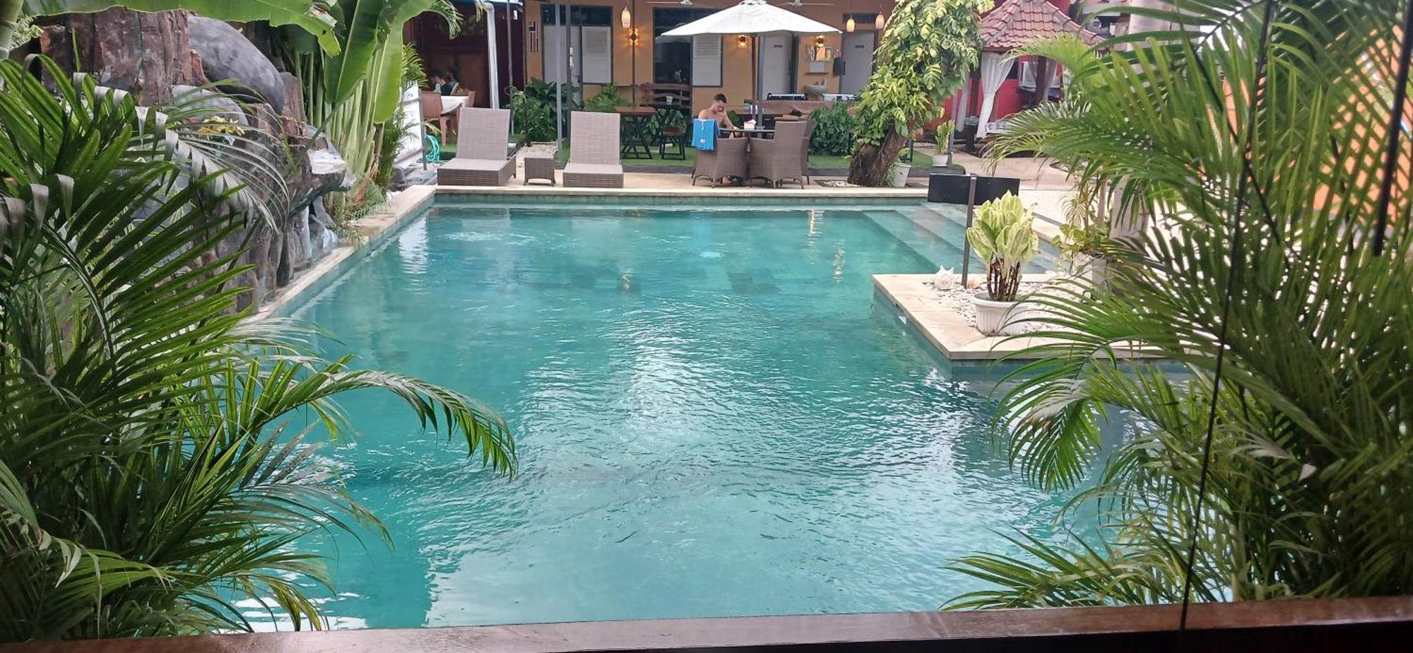 Dewi Sri Guesthouse Mataram Esterno foto