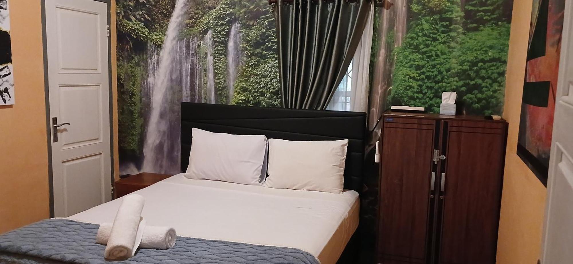 Dewi Sri Guesthouse Mataram Esterno foto