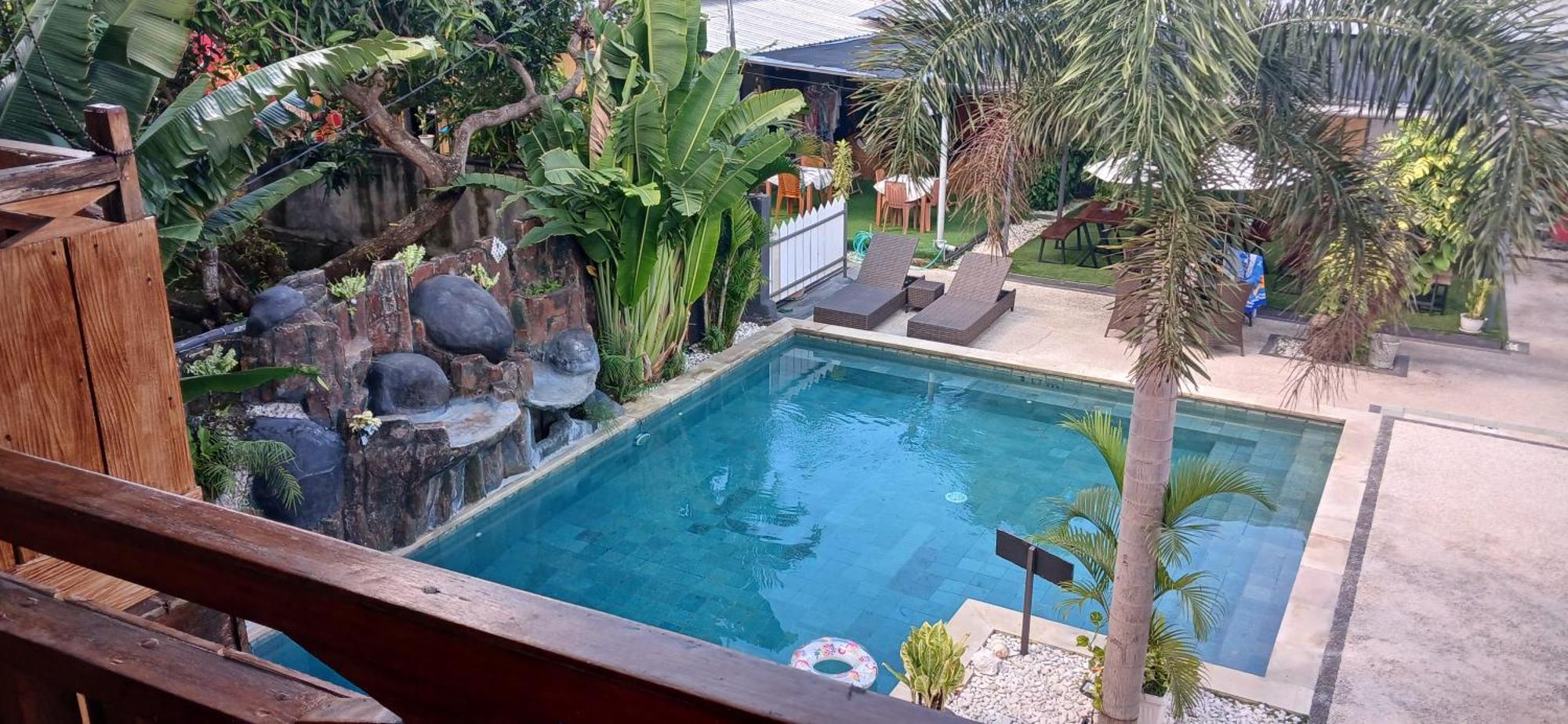 Dewi Sri Guesthouse Mataram Esterno foto